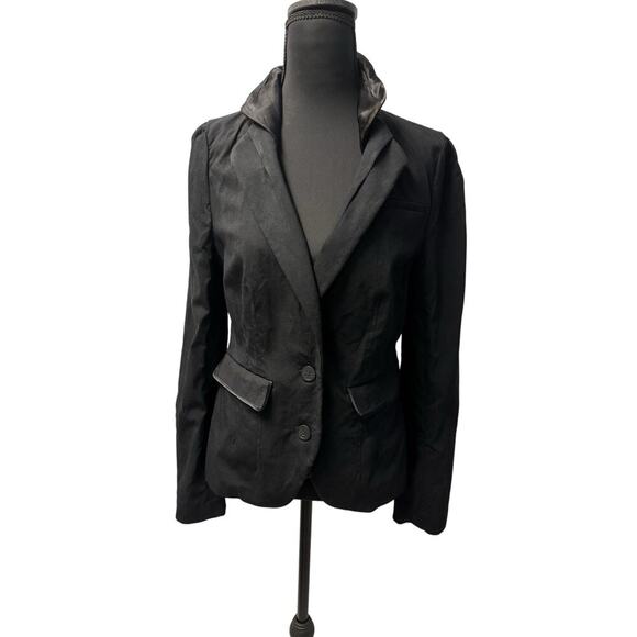 Vintage Nicole Miller Stretch Fitted 2 Button Blazer Size 8 With Satin Detail - Picture 1 of 5